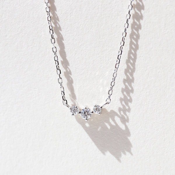 jour/ジュール　PT950/PT850 ダイヤモンド３石ネックレス(PRT121)