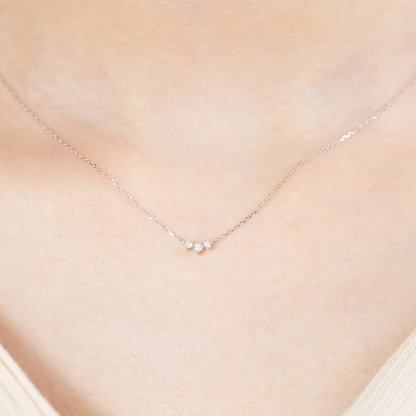 jour/ジュール　PT950/PT850 ダイヤモンド３石ネックレス(PRT121)